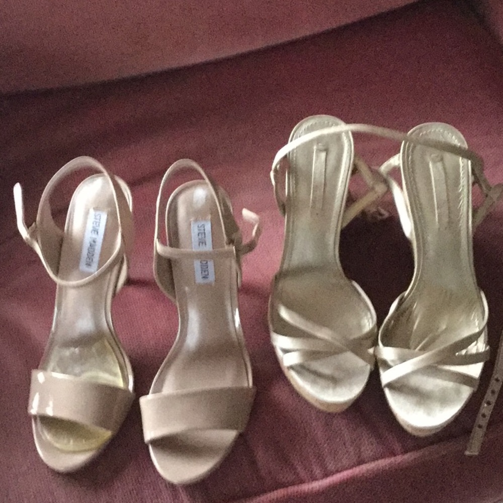 Neutral color sandals...perfect for the summer.